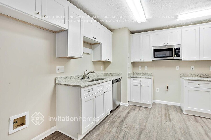 Building Photo - 1018 Autumn Crest Ct