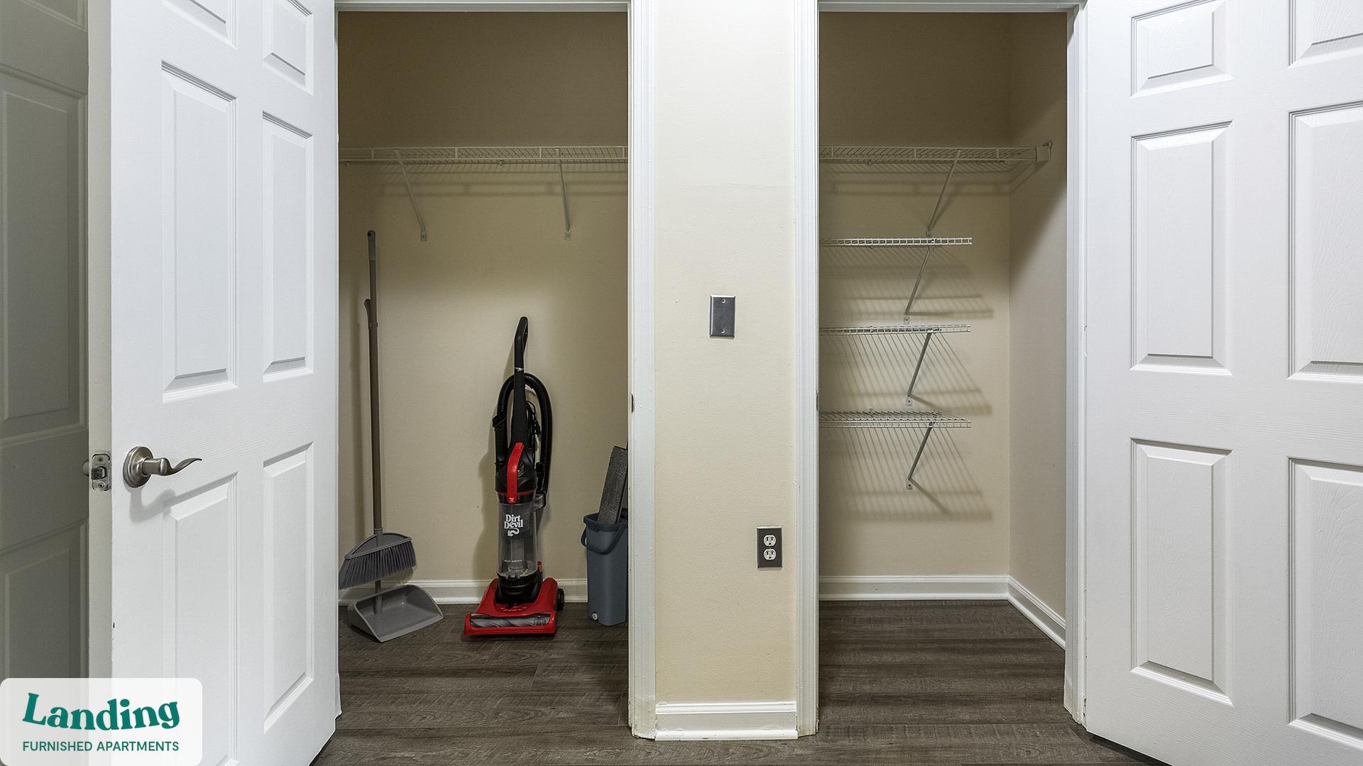 Building Photo - 1776 Patriots Ln