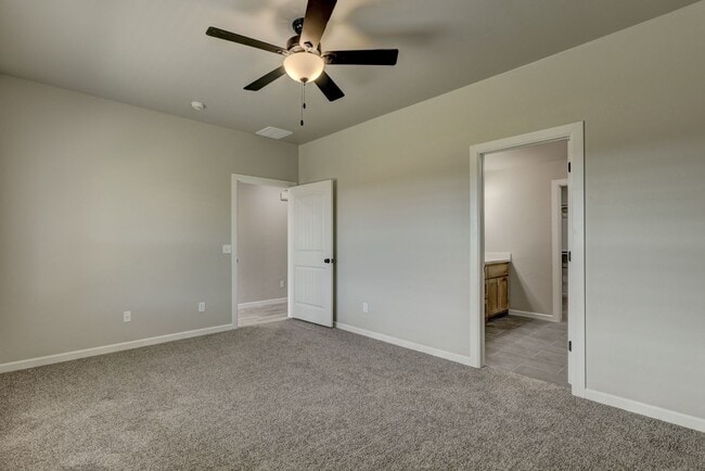 Building Photo - New Duplex For Lease in Noble on large lot. $500.00 off 1st month's rent with a 2 year lease!