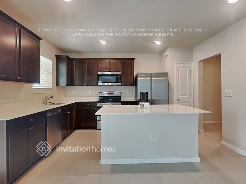 Building Photo - 3831 Spruce Creek Dr