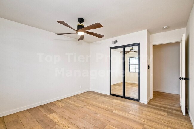 Building Photo - ***Completely Remodeled 3 bed+ Bonus Room,...