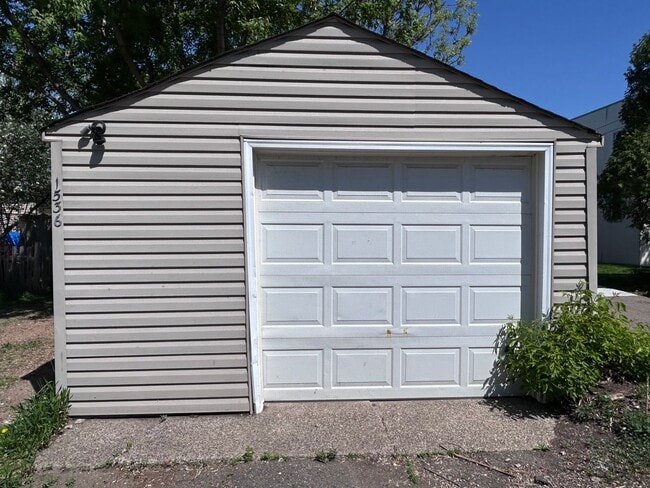 Building Photo - Great 3 Bedroom Home Near Whole Foods and ...
