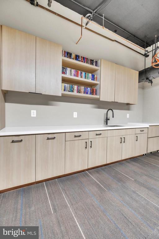 Building Photo - 1801 Market St