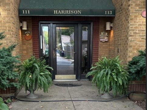 Building Photo - 113 Harrison St