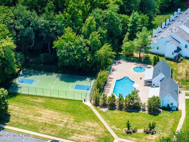 Building Photo - 276 Longwood Dr