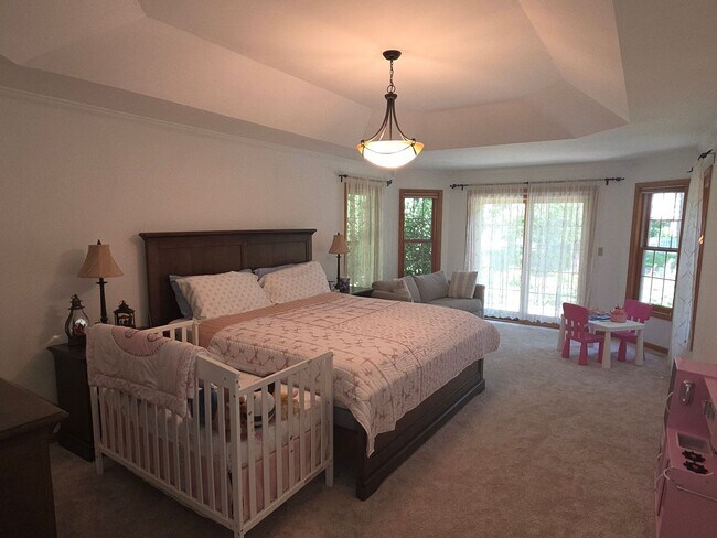 Building Photo - 3 bedroom executive ranch in Sussex