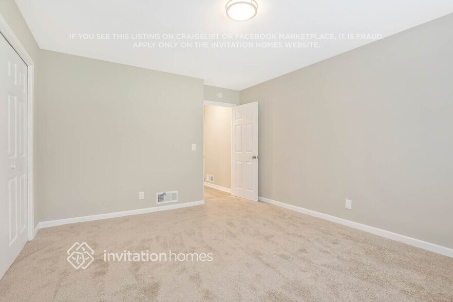 Building Photo - 3187 Flamingo Dr