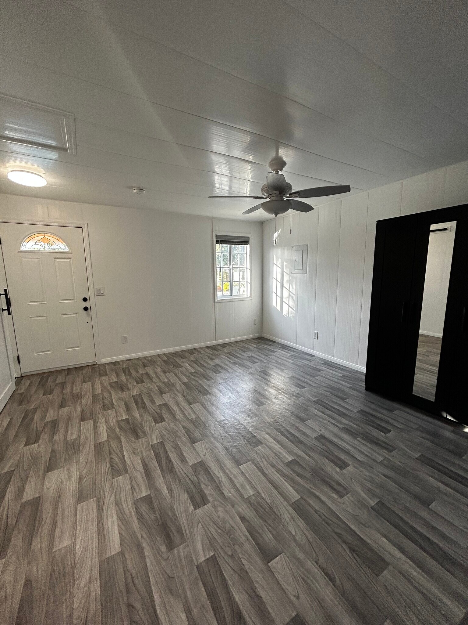 Building Photo - 30161 Westbrook Dr