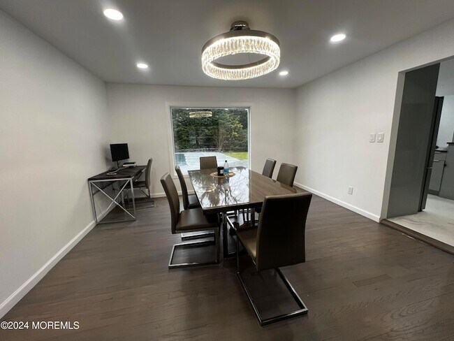 Building Photo - 85 Locust Ave