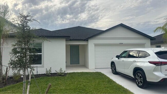 Primary Photo - 17204 Cantu Ct