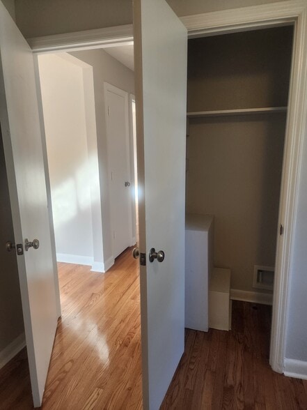 3rd bedroom - 3231 Dorian Rd