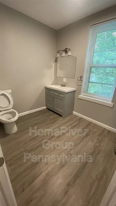 Building Photo - 1436 N Allison St