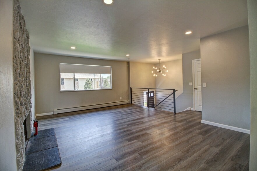Building Photo - 12020 W 63rd Pl
