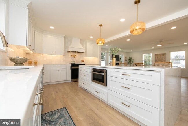 Building Photo - 371 Kresson Rd
