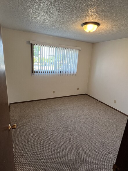 Building Photo - 161 Indian Trail Rd