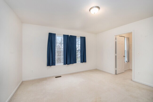 Building Photo - 8274 Cypress Way