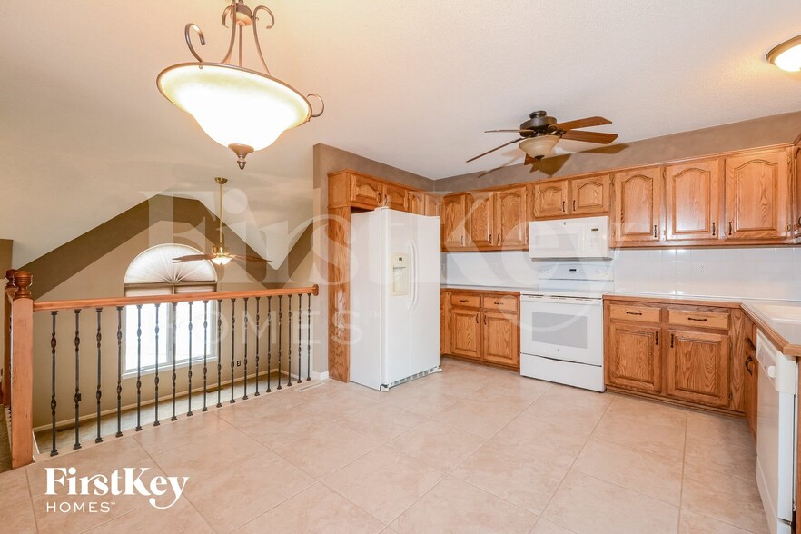 Building Photo - 1879 Quail Ridge Dr
