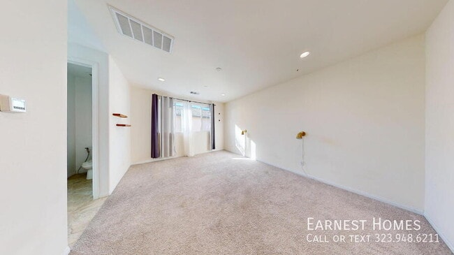 Building Photo - 9241 N Lamia Ct