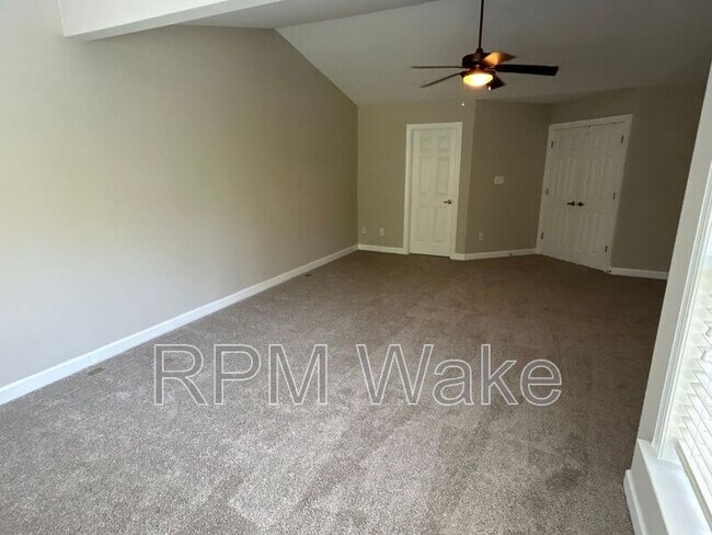 Building Photo - 1100 Kirkeenan Cir