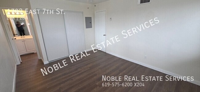 Building Photo - 1702 E 7th St