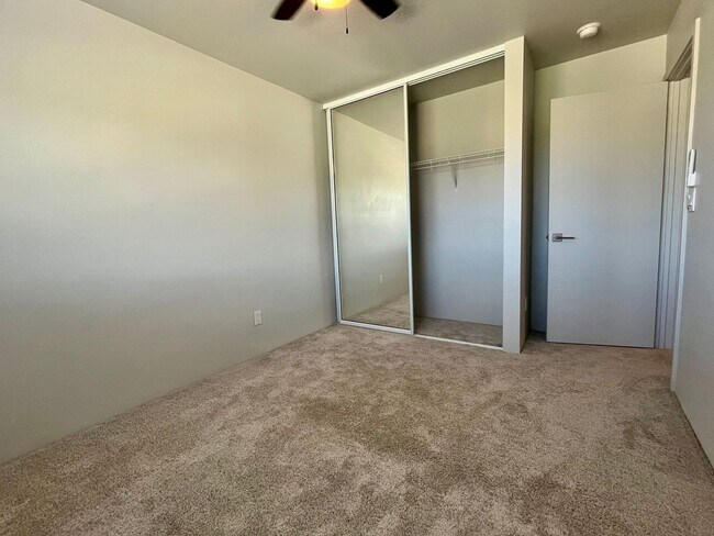 Building Photo - Hoopili: 4 bed, 2.5 Bath House with 2 Car ...