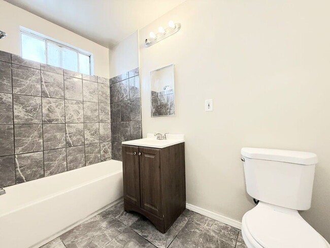 Building Photo - 338 W 61st St