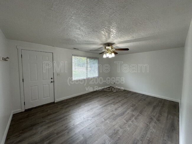 Building Photo - 256 9th St