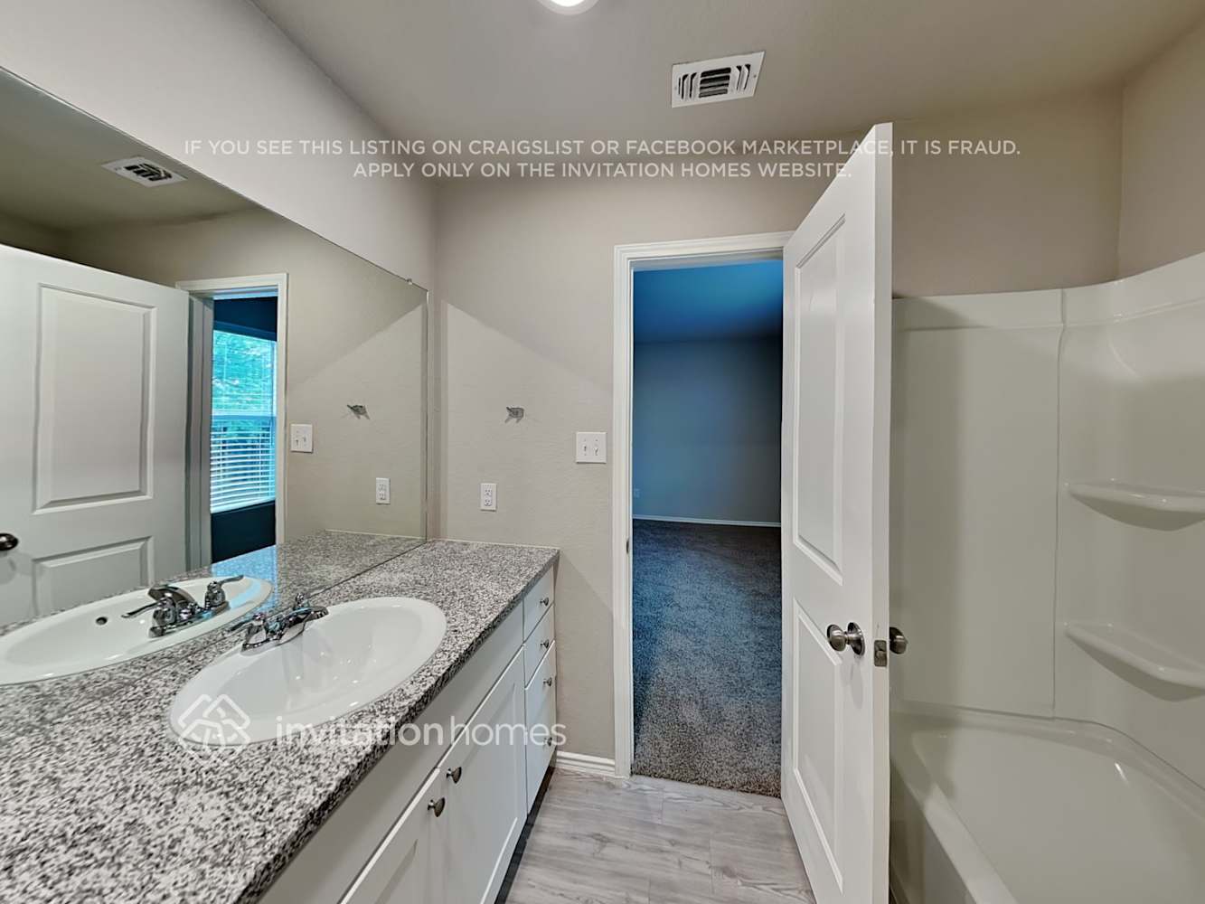 Building Photo - 7319 Avila Vis