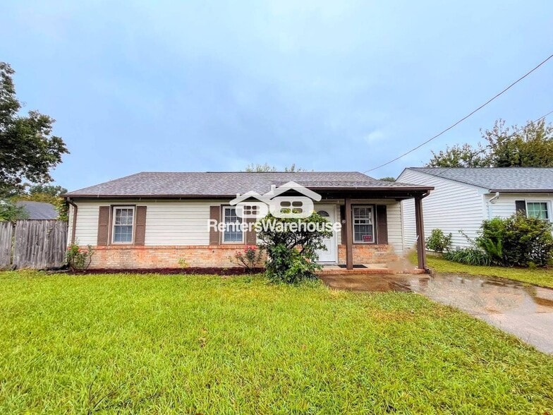 Primary Photo - 1074 Bland St
