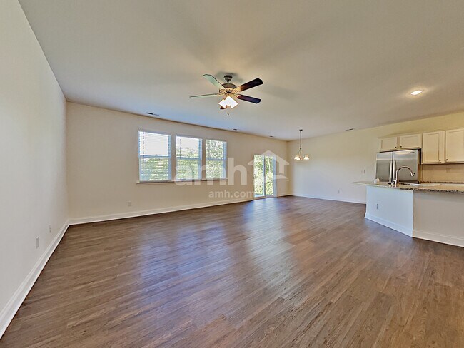 Building Photo - 7925 Moss Glen Ct