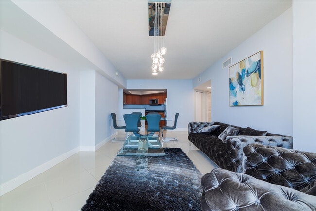 Building Photo - 16699 Collins Ave