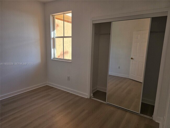 Building Photo - 16643 SW 80th Terrace