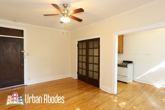 Building Photo - 4631 N Paulina St