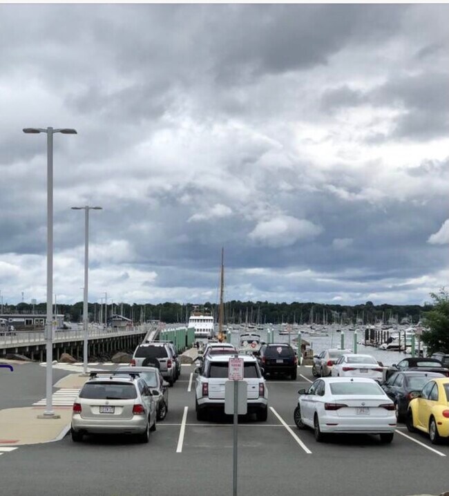 Building Photo - 4 Blaney St