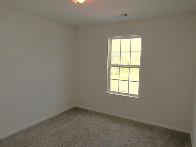 Building Photo - 14302 Beach Pine Trail