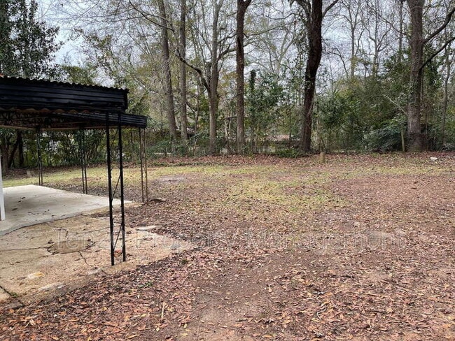 Building Photo - 5835 Darral Dr