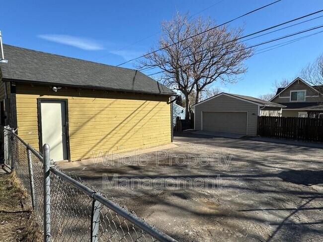 Building Photo - 5008 Alcott St