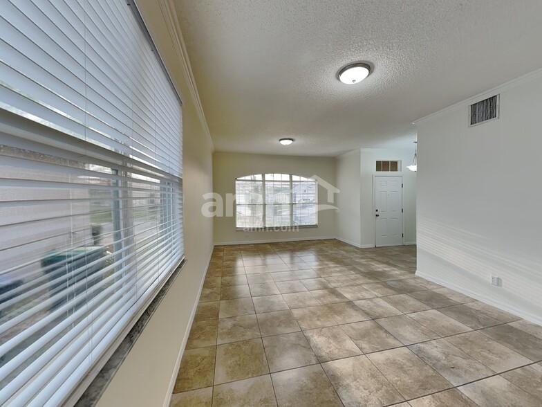 Building Photo - 14513 Kaiser Ct