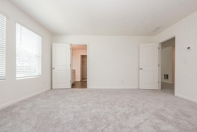 Building Photo - 78 Elmarry Ln