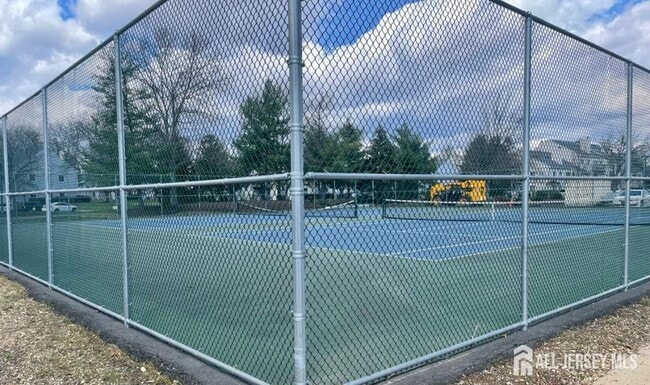 Building Photo - 2015 Aspen Dr