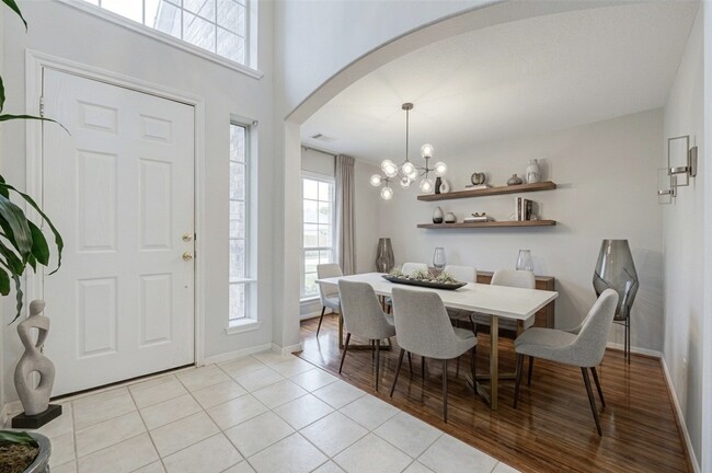 Building Photo - 17015 Maricella Cir