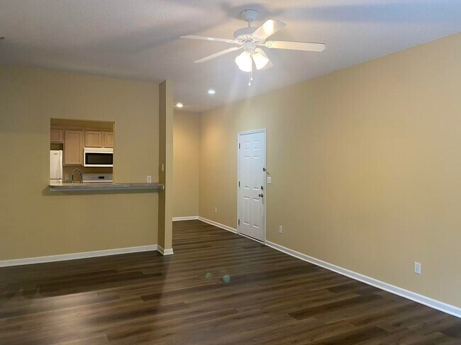 Building Photo - 1100 KENNESAW