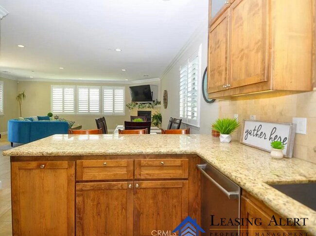 Building Photo - 2526 Coburn Ln