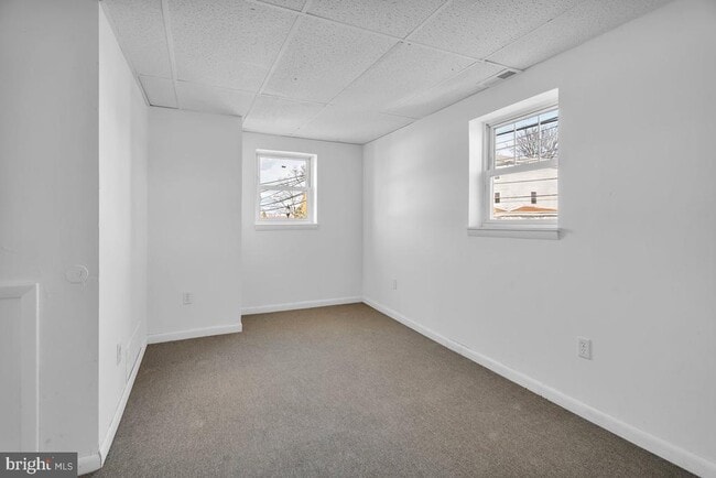 Primary Photo - 102 N Black Horse Pike