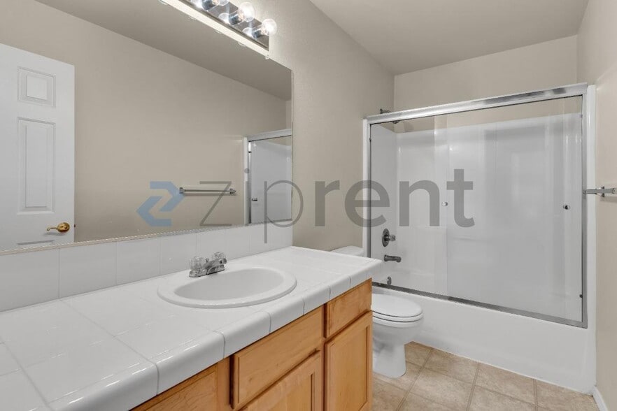 Building Photo - 21312 Redtop Terrace