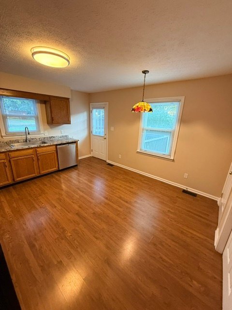 Building Photo - 1508 Woodcreek Ct