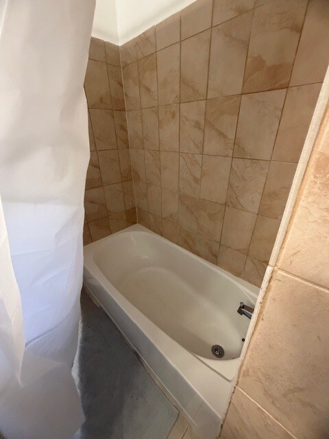 Building Photo - 175 Teaneck Rd