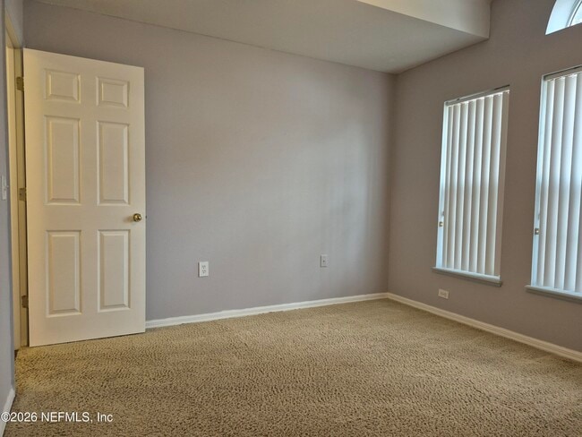 Building Photo - 1945 Millington Ln