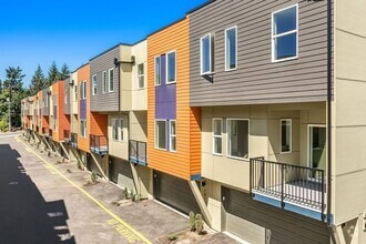 Building Photo - 15610 8th Ave SW