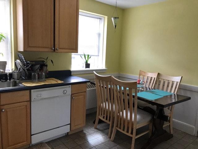 Building Photo - 461 Arborway